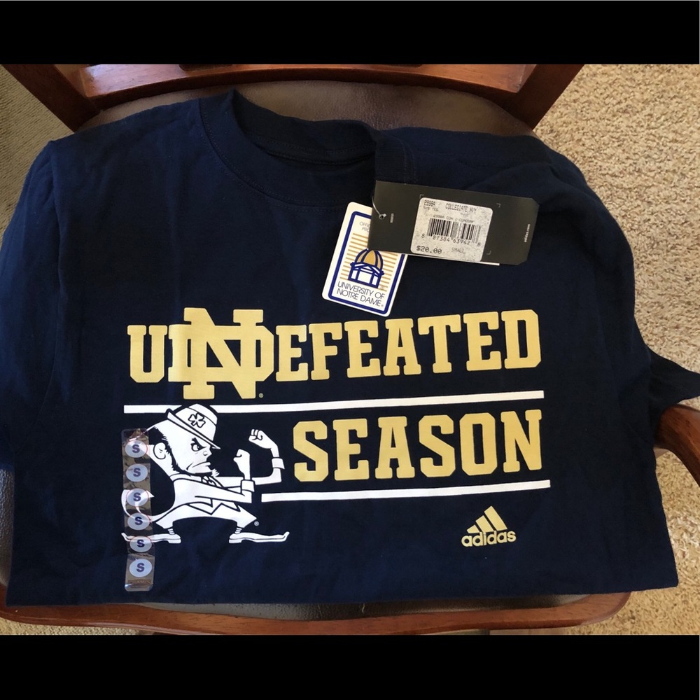 Notre Dame women’s tshirt small